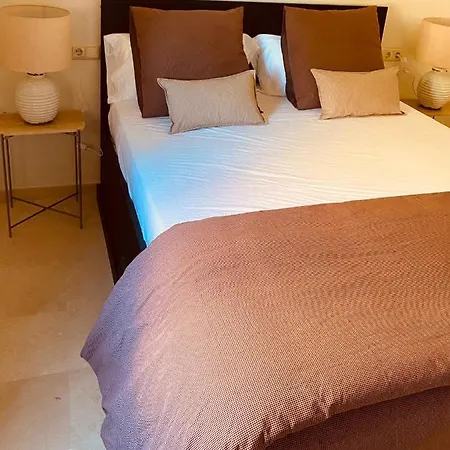 Lagos De Santa Maria Luxury Isabel * Marbella