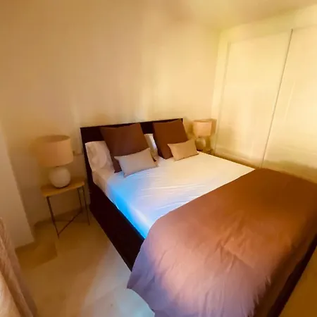 Lagos De Santa Maria Luxury Isabel